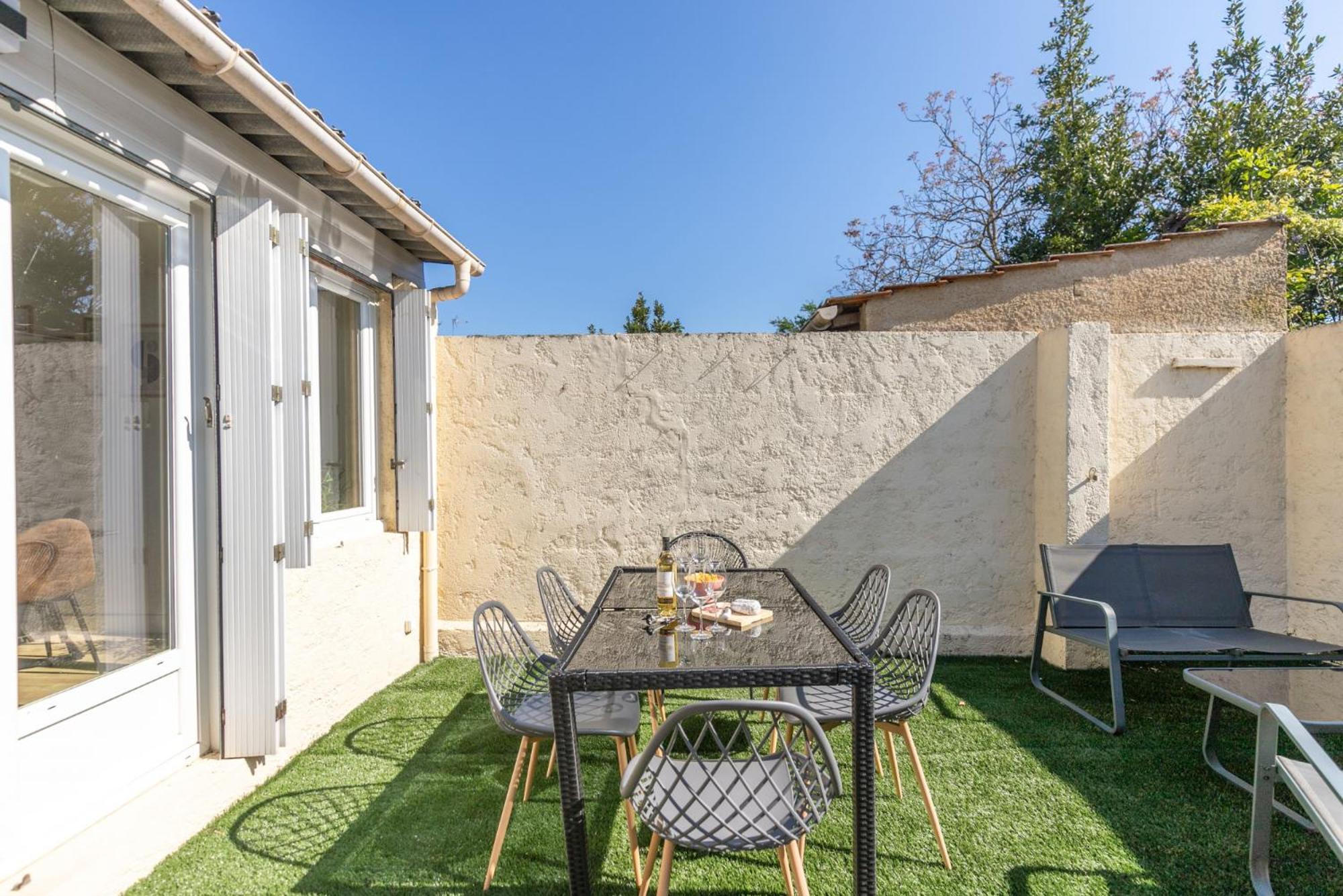 Le Patio - Spacieux T3 Avec Climatisation Et Jardin Privatif Bergerac Kültér fotó