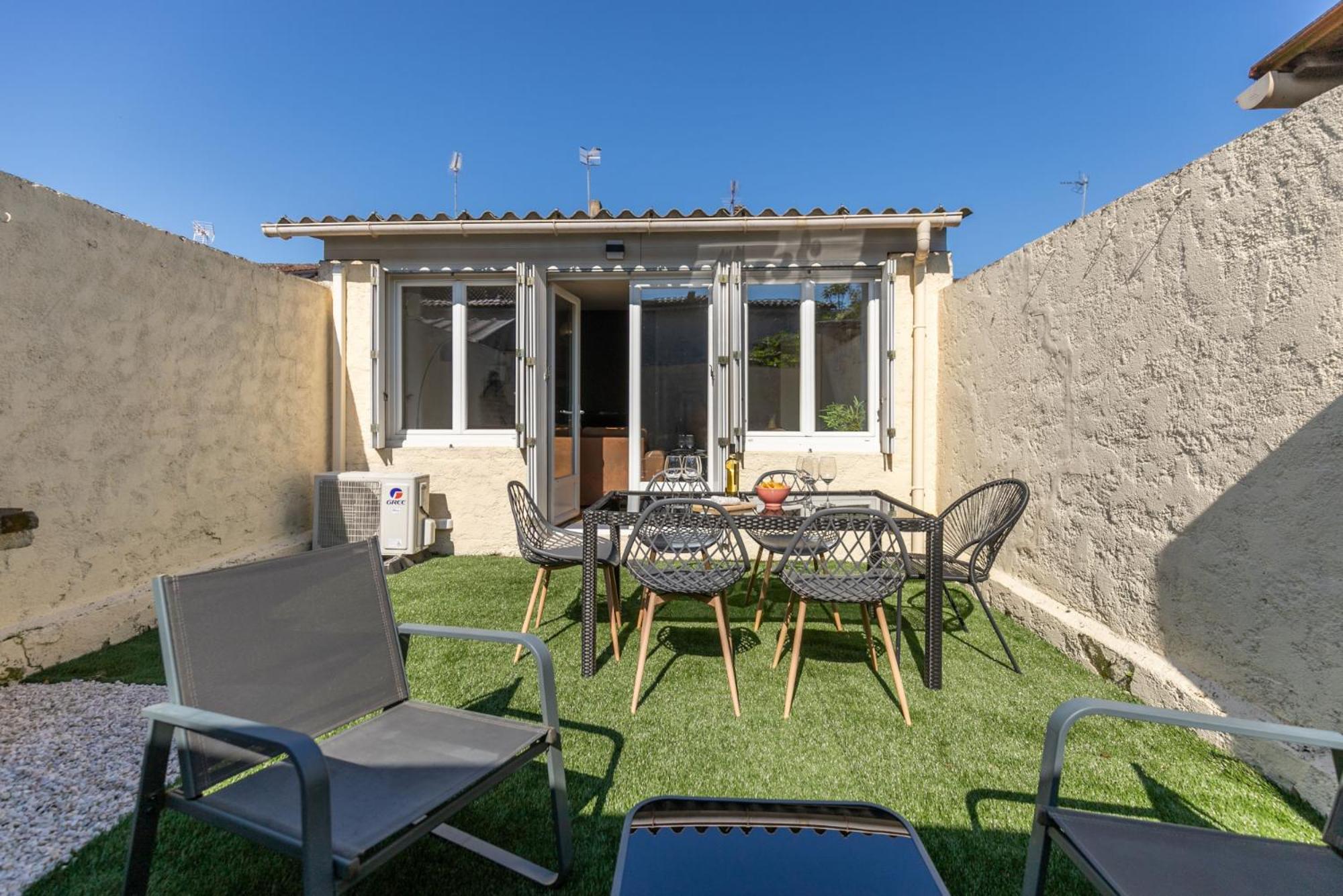 Le Patio - Spacieux T3 Avec Climatisation Et Jardin Privatif Bergerac Kültér fotó